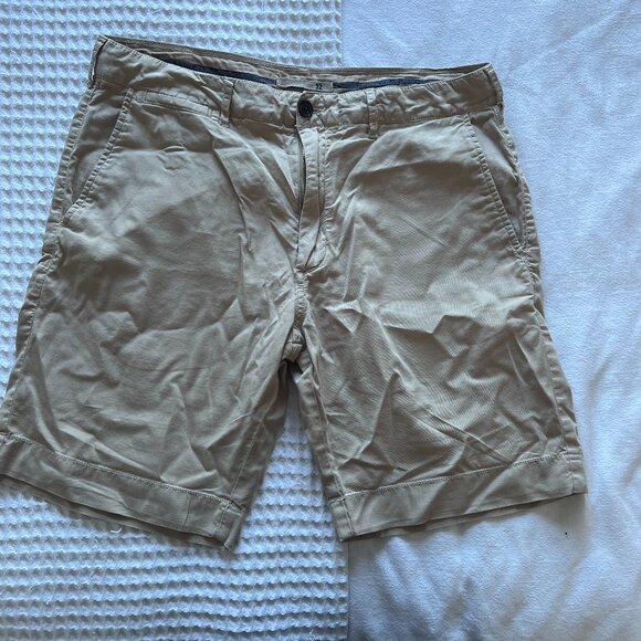 Faherty Men's Khaki Shorts - Picture 1 of 7